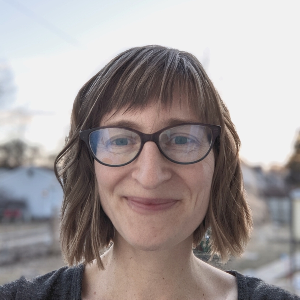 Meet your Posher, Charmagne